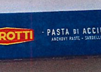 Ministero richiama la pasta di acciughe