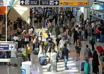 Turismo, 2025 verso record di presenze straniere a 271 milioni (+6,7%)