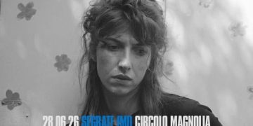 Aldous Harding torna dal vivo: annunciate le date italiane del tour 2026