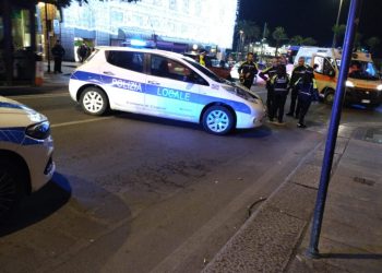 Paura a Cagliari, investe pedone nel Largo Carlo Felice e fugge