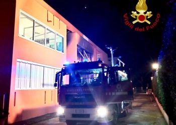 Abitazione in fiamme ad Alghero: una persona soccorsa dal 118