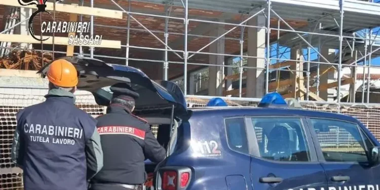 Niente misure di sicurezza nel cantiere edile, stop impresa a Golfo Aranci