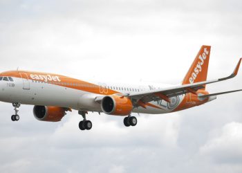 EasyJet amplia il network estivo 2026, da Cagliari nuove rotte per Bordeaux e Nizza