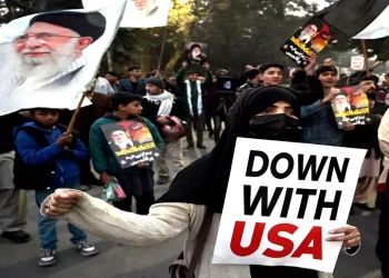 Gli Usa avvisano i propri cittadini: ‘Lasciate subito l’Iran’