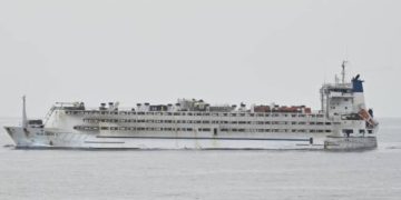 Paura a Carloforte, nave alla deriva rischia di finire sugli scogli