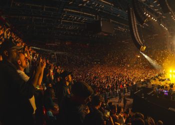 Neffa annuncia il Club Tour 2026 con 6 nuovi appuntamenti