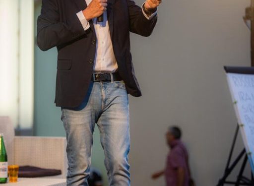 Speciale “Dietro le pagine – Festival Letterario Neanche gli Dei”: Enzo Pennetta