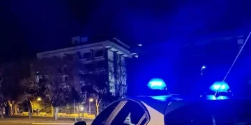 Panico a Cagliari, accoltellamento nella notte in via Contivecchi: gravi due giovani