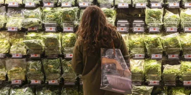 L’inflazione accelera, prezzi +1,5% nel 2025. Il carrello della spesa più caro del 24% dal 2021