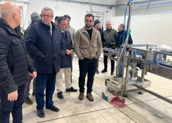 Industria, l’assessore Cani in visita istituzionale a Nuoro in due aziende del territorio