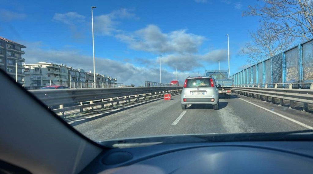 Tamponamento a catena sull’Asse Mediano: traffico in tilt a Cagliari