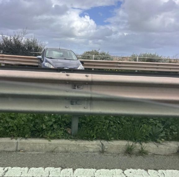 Cagliari, incidente sull’Asse Mediano: due auto coinvolte e traffico in tilt