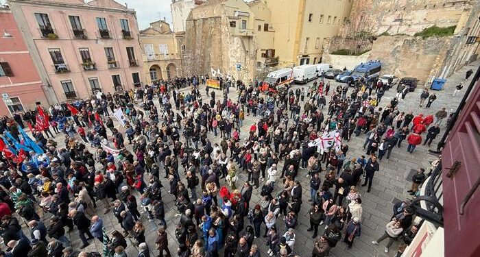 In millecinque in piazza a Cagliari contro arrivo detenuti 41bis nell’Isola