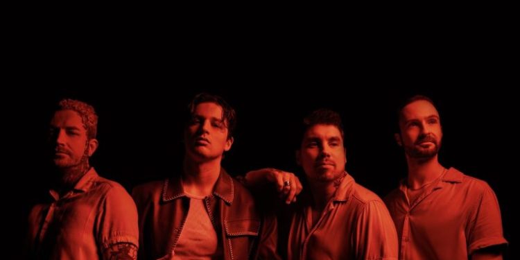 Lost in Hollywood: il singolo “Pieces” dal nuovo album