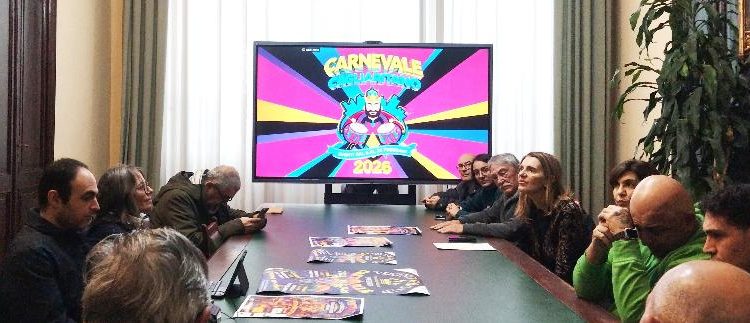 Carnevale a Cagliari, dopo 20 anni si rivedono i carri allegorici