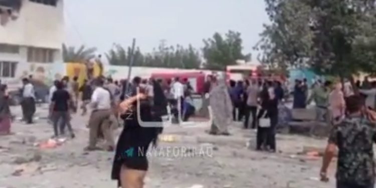 Nel sud dell’Iran gli Usa e Israele bombardano una scuola primaria femminile: 51 bambine morte