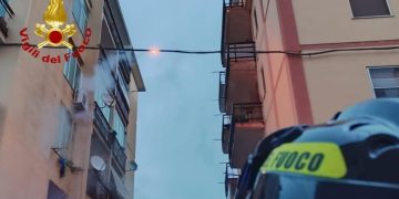 Sassari, corto circuito su alcuni cavi elettrici: intervento dei Vigili del Fuoco