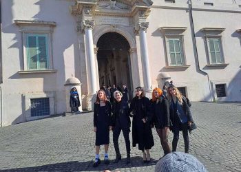 Conti, Pausini e i Big di Sanremo al Quirinale, ricevuti da Mattarella
