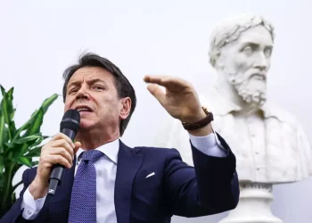 Referendum: Conte, riforma tecnica? no, è politica