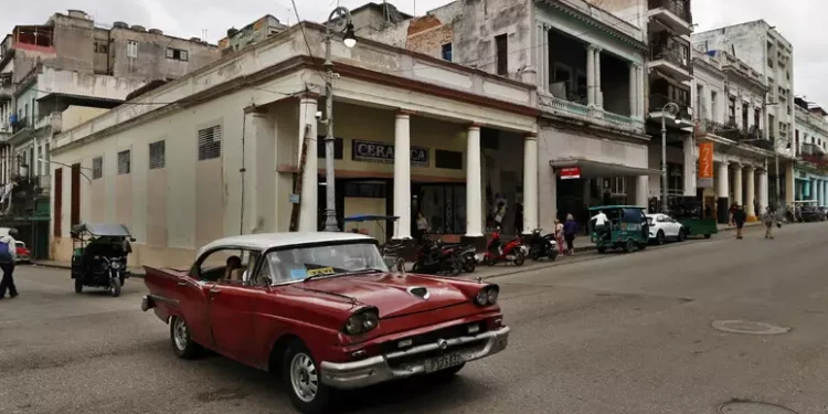 Il Cremlino, ‘strangolamento’ di Cuba da parte degli Usa