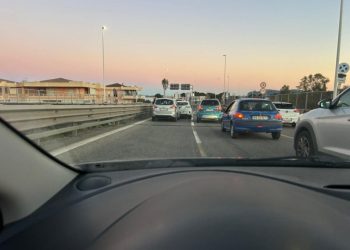 Tamponamento a catena sull’Asse Mediano a Cagliari, traffico in tilt