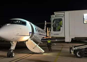 Volo salvavita da Alghero a Genova per una neonata sassarese