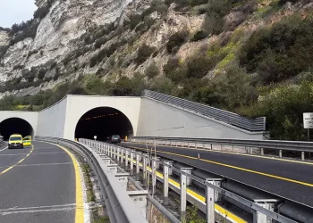 Riapre galleria Chighizzu sulla SS131 ma resta chiusa la notte sino a maggio