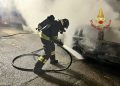 Paura a Pirri, auto in fiamme: danneggiate altre due auto