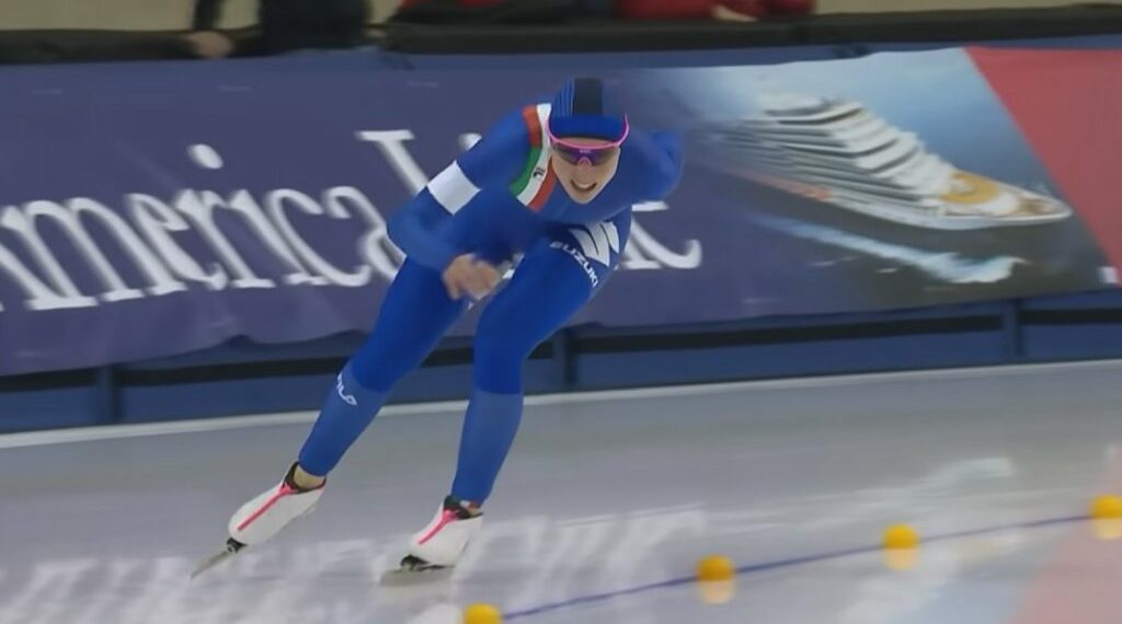 Giochi 2026, fenomenale Lollobrigida: oro e record olimpico nei 3mila metri di pattinaggio