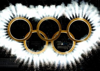 Cerimonia d’apertura delle Olimpiadi di Milano Cortina 2026 nel segno dell’Armonia. Accesi i braceri