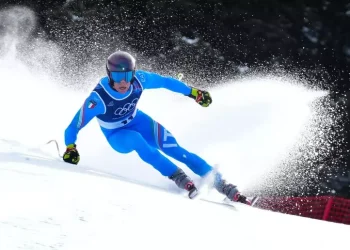 Milano Cortina: discesa libera maschile, argento e bronzo per Franzoni e Paris, vince lo svizzero Von Allmen
