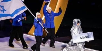 Spirito olimpico vero: giustamente fischiata la delegazione dell’entità genocida israeliana