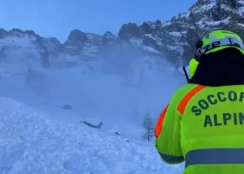 Valanga sopra Madesimo travolge quattro persone, una dispersa