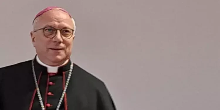 Chiesa di Cagliari, domani la giornata di preghiera e digiuno per la pace