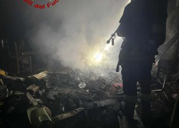 Abitazione in fiamme a Orroli: bruciato vivo un cagnolino