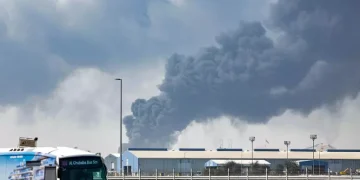 Italiani su nave crociera a Dubai, ‘stiamo bene ma non ci sentiamo al sicuro e vogliamo tornare’