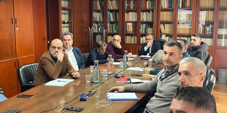 Ceramica mediterranea, l’assessore Cani incontra sindacati e vertici aziendali