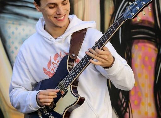 Non solo Eric Johnson l’11 luglio a Cagliari: in apertura Matteo Mancuso in trio