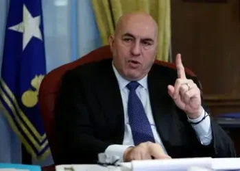 Crosetto e il nemico inventato: la favola delle “cellule dormienti” iraniane