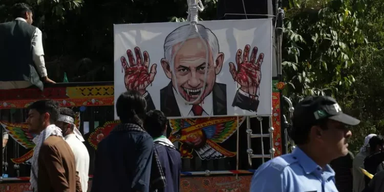 Pasdaran, ‘braccheremo e uccideremo Netanyahu’