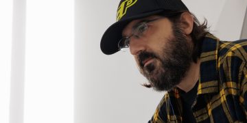 Piotta: rap emozionale e cantautorato nel nuovo album “Si riparano ricordi”