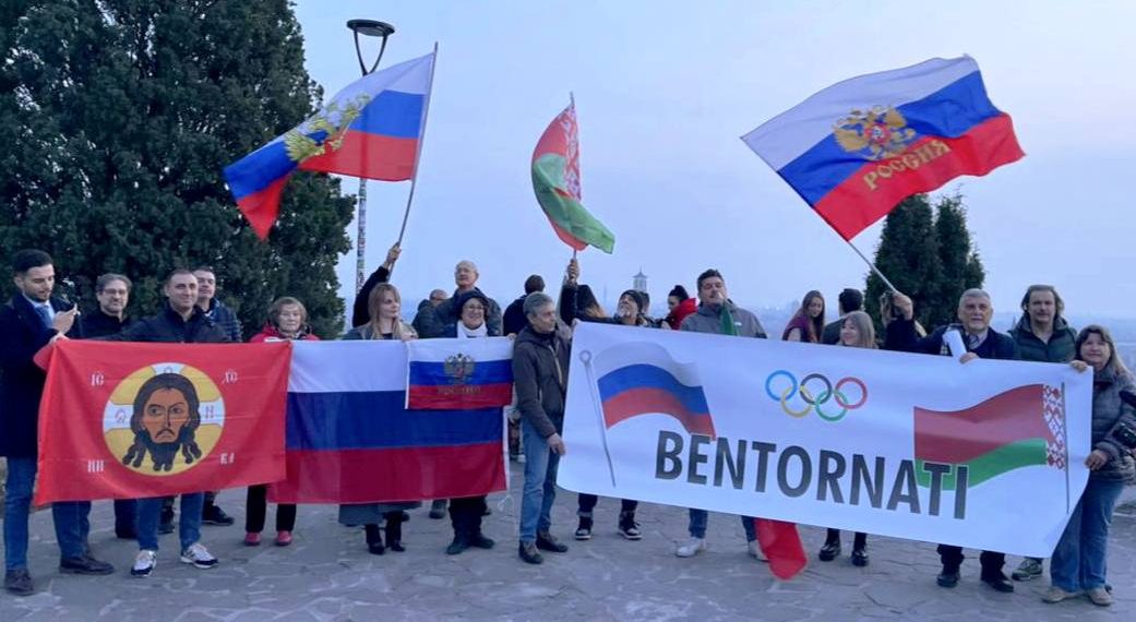 Paralimpiadi invernali: Verona, presidio festa in sostegno agli atleti russi e bielorussi