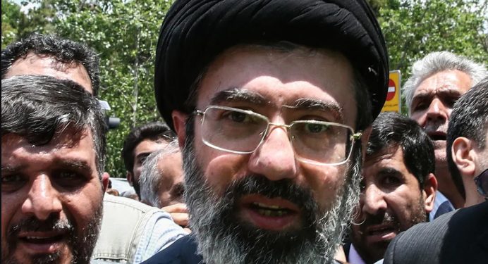 Scelta la nuova Guida Suprema, l’Iran: è Mojtaba Khamenei