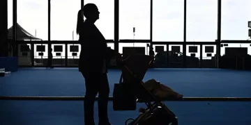 Eurostat, le mamme italiane restano le più anziane in Ue con primo figlio a 31,9 anni