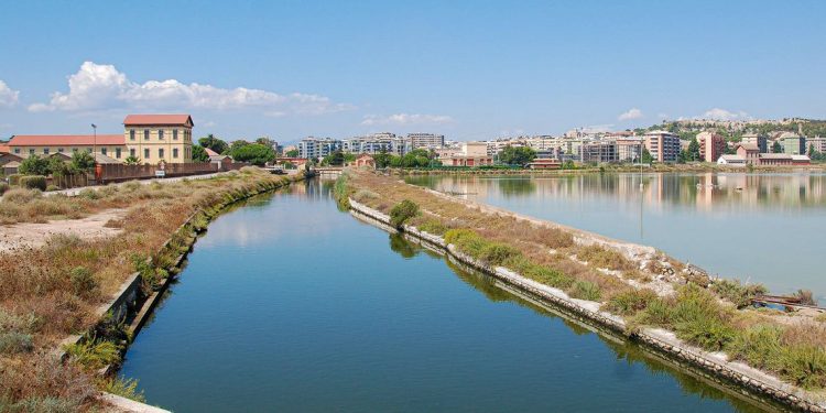 Molentargius, sopralluogo dell’assessore Spanedda negli immobili storici del parco: “Vogliamo restituire questi spazi alla collettività”