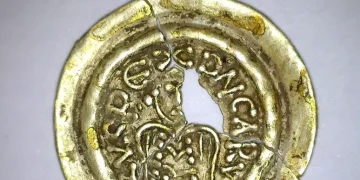 Smantellato a Olbia traffico internazionale di monete antiche