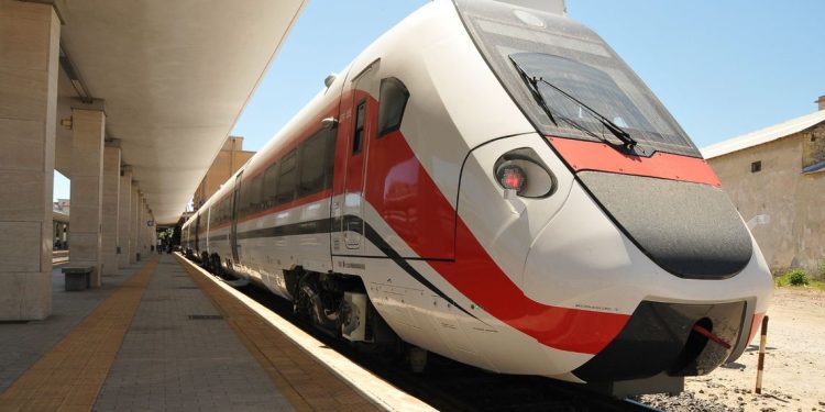 Trasporti, via libera al nuovo accordo quadro tra Regione e RFI