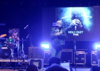 Danilo Sacco infiamma Palmas Arborea: parte il tour estivo dell’ex cantante dei Nomadi