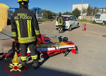 Olbia, scontro tra auto e moto: un ferito trasportato in ospedale