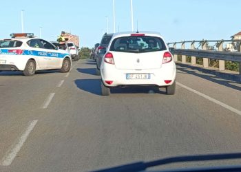 Cagliari, tamponamento a catena sull’Asse Mediano: lunghe code